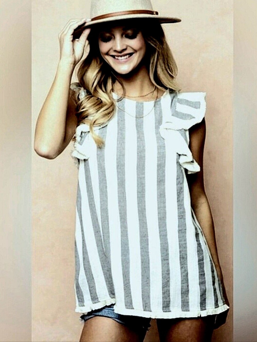 DOE & RAE Frayed Sleeveless Top